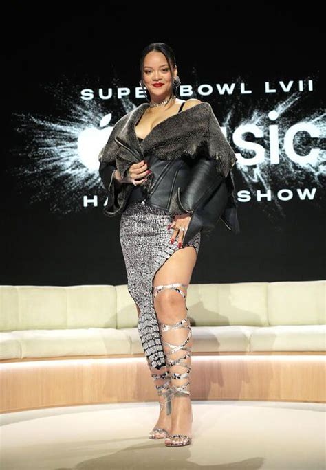 rihanna thick legs|Rihanna wows in snakeskin dress exposing legs before Super Bowl